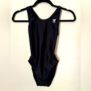 TYR Classic Black One Piece Swimsuit Size 30